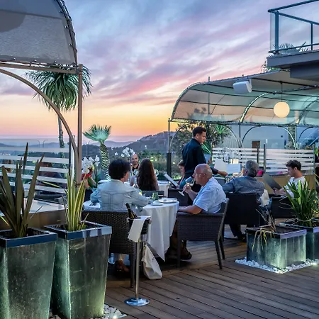 Hotel A Casa Di Ma 4*