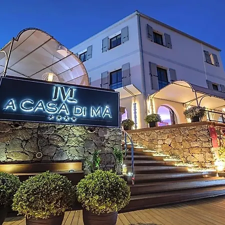 Hotel A Casa Di Ma 4*