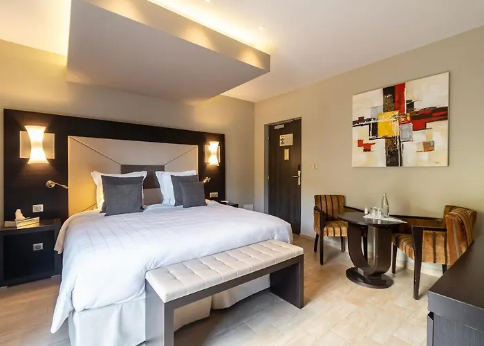 Hotel A Casa Di Ma 4*