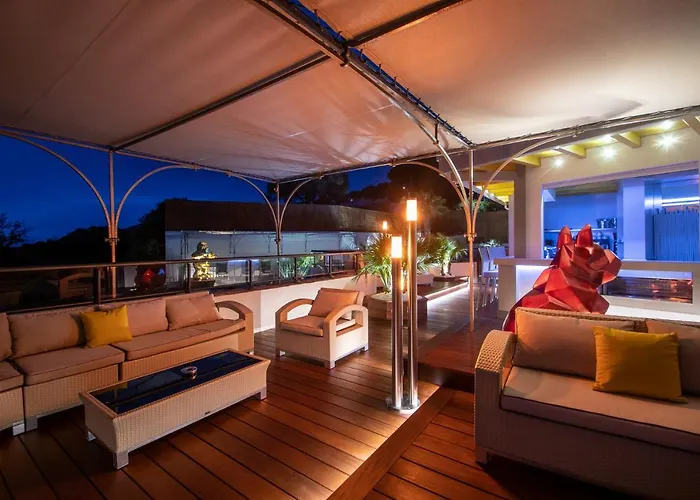 Hotel A Casa Di Ma 4*